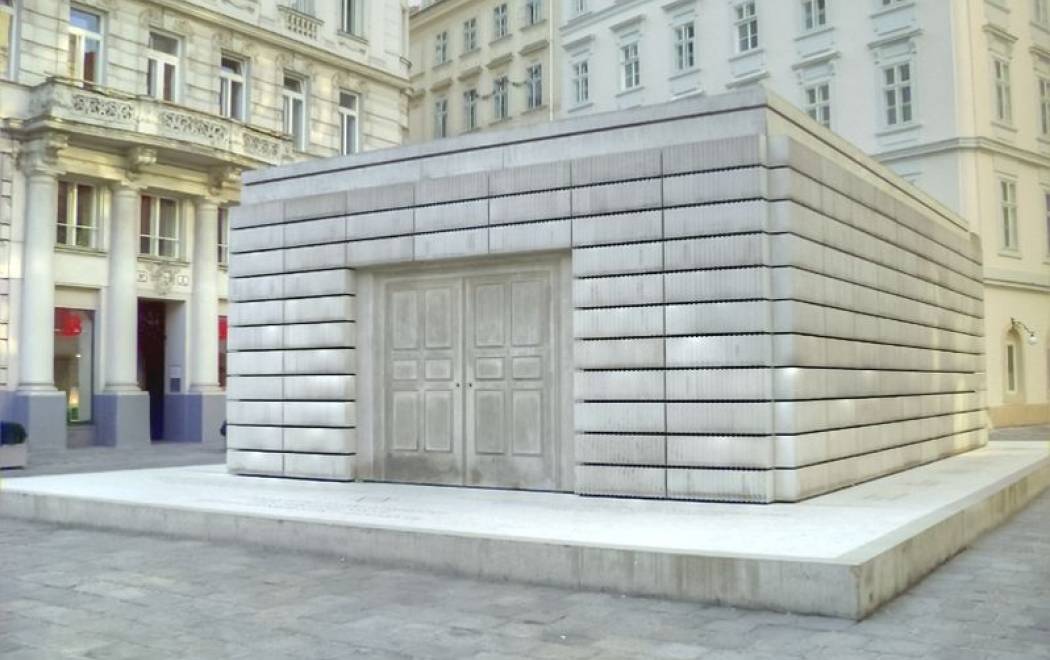 Памятная стена жертвам Холокоста в Вене будет достроена, невзирая на критику